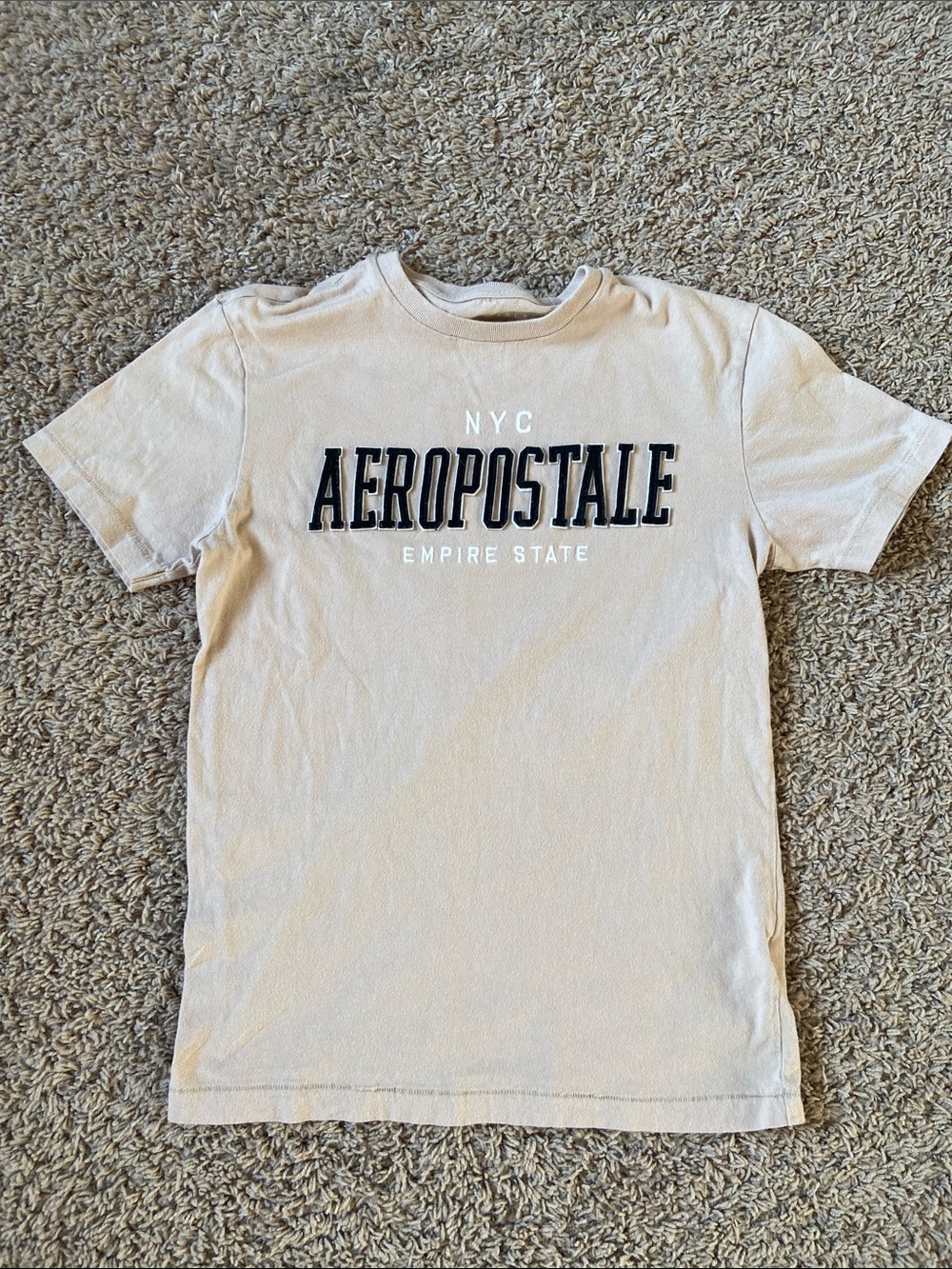 Beige Aeropostale Empire State T-Shirt